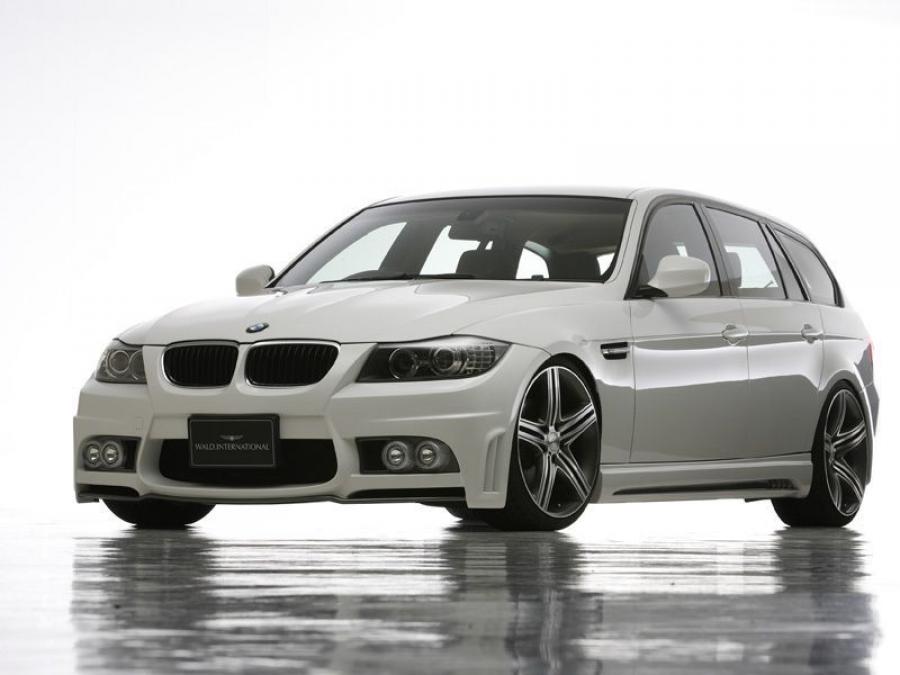  BMW 320i Touring Sports Line Aero Kit by Wald 2008 года  (фото 1 из 4)